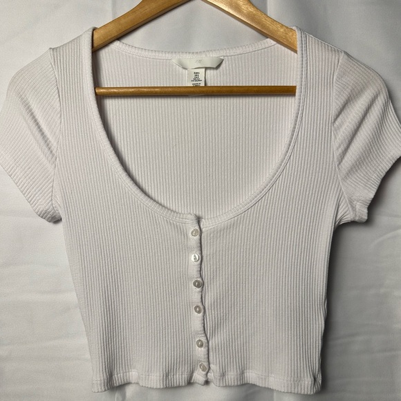 H&M Cropped White Button Shirt NWOT - Picture 1 of 4